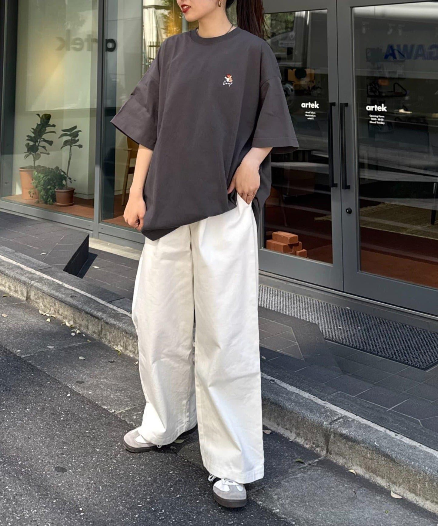 【狗狗】男女通用動物刺繡logo短袖T恤