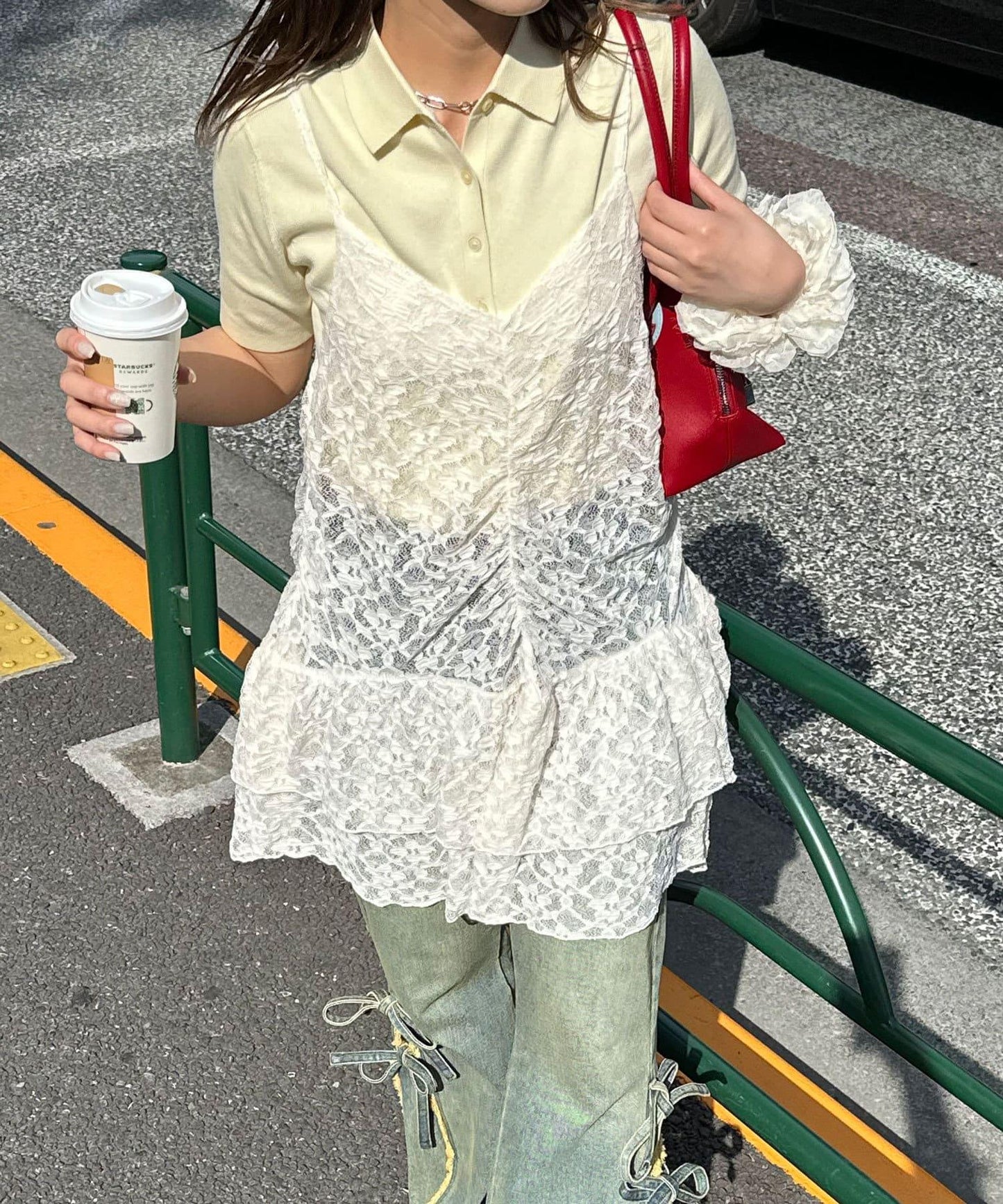 絨帶蕾絲吊帶連衣裙
