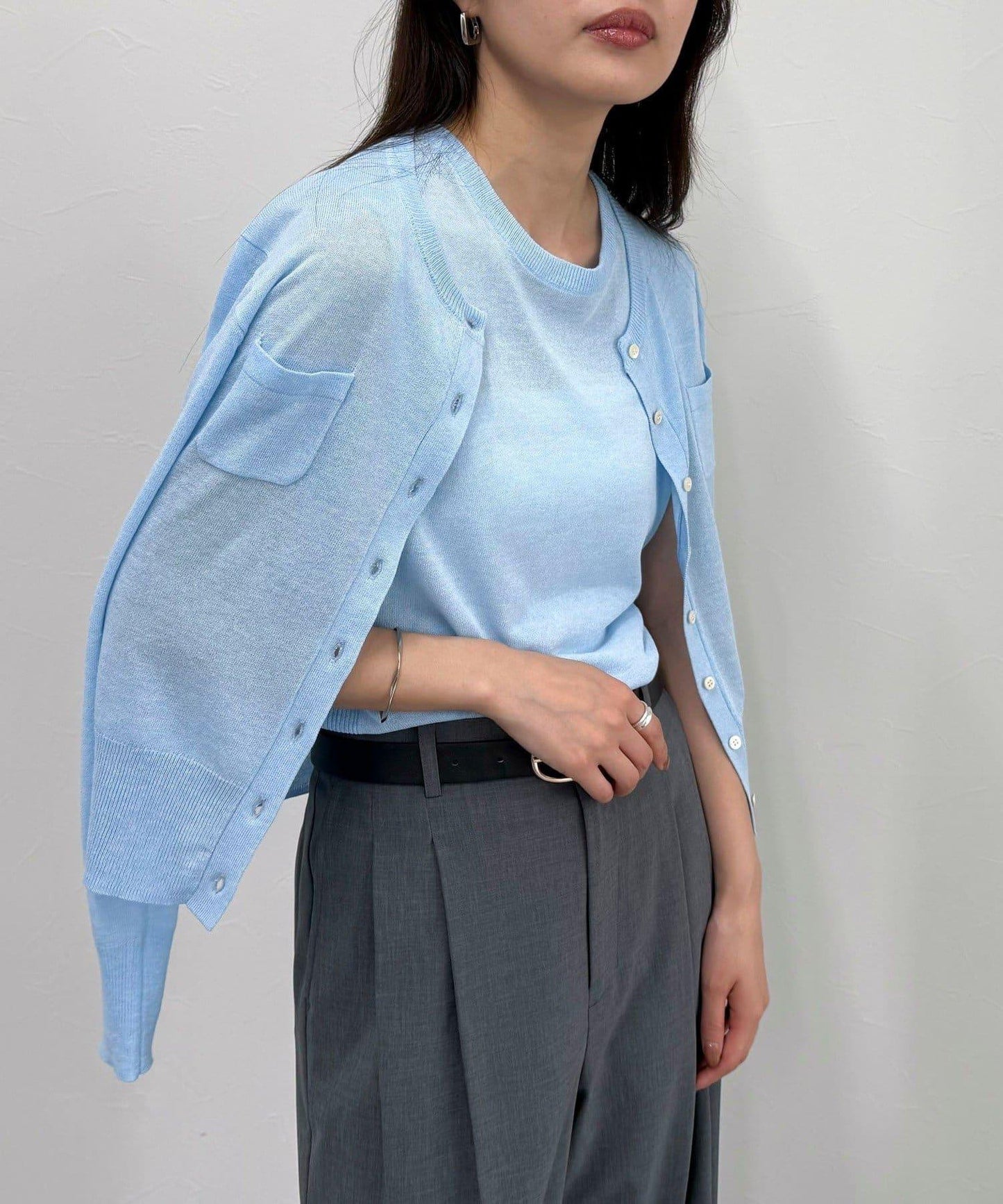 亞麻混紡帶口袋的開衫