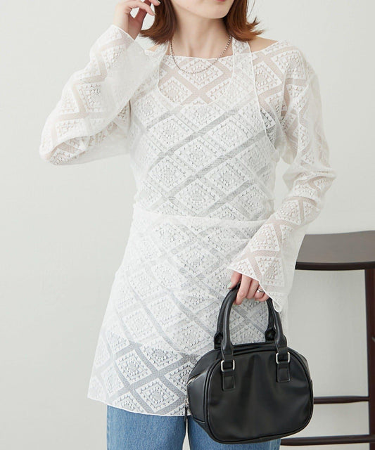 【柳樹】層疊蕾絲露背高領連衣裙