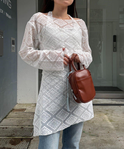 【柳樹】層疊蕾絲露背高領連衣裙