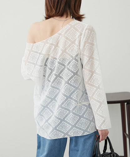 【柳樹】層疊蕾絲露背高領連衣裙