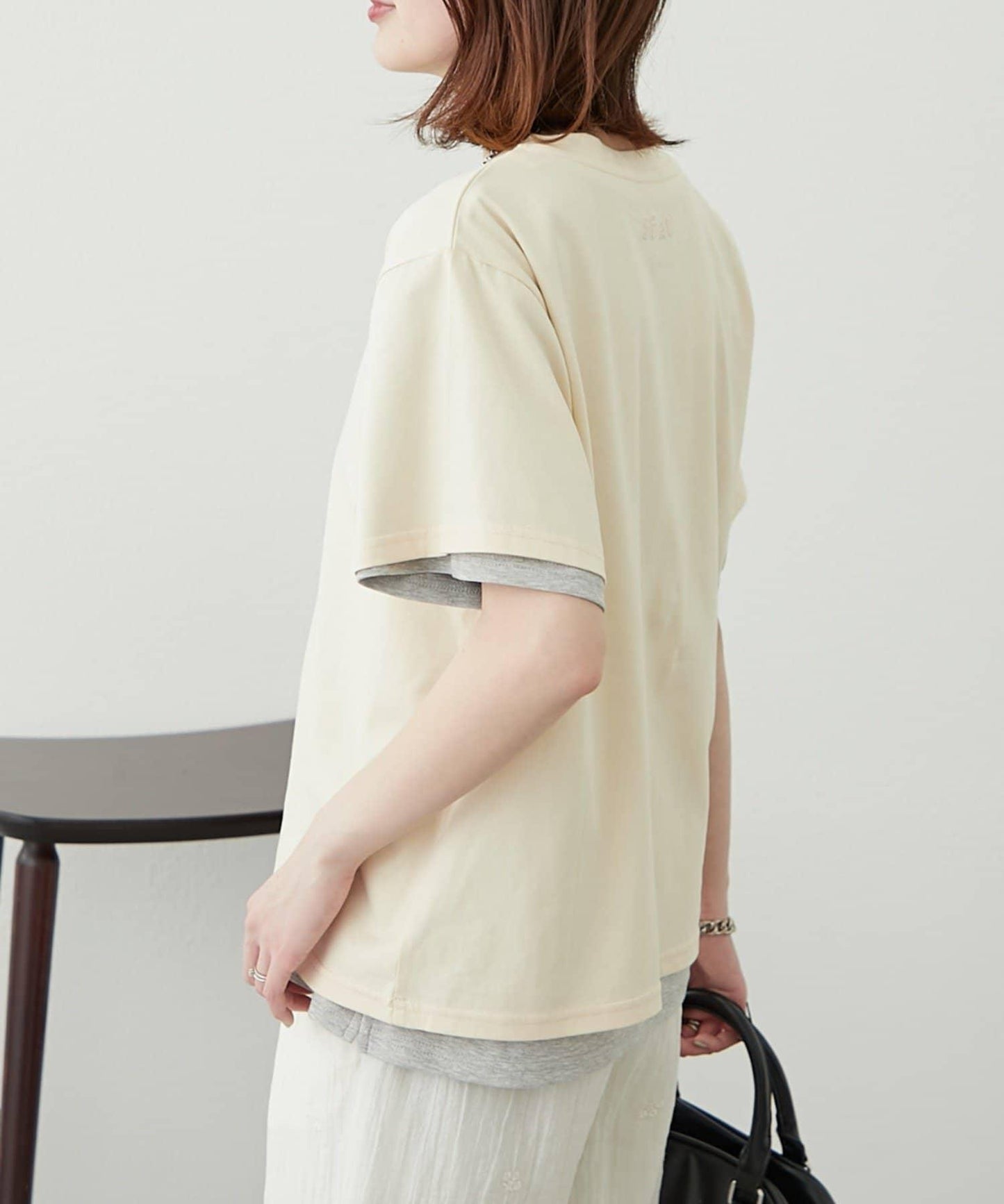 【柳樹】彩色疊層一點刺繡T恤