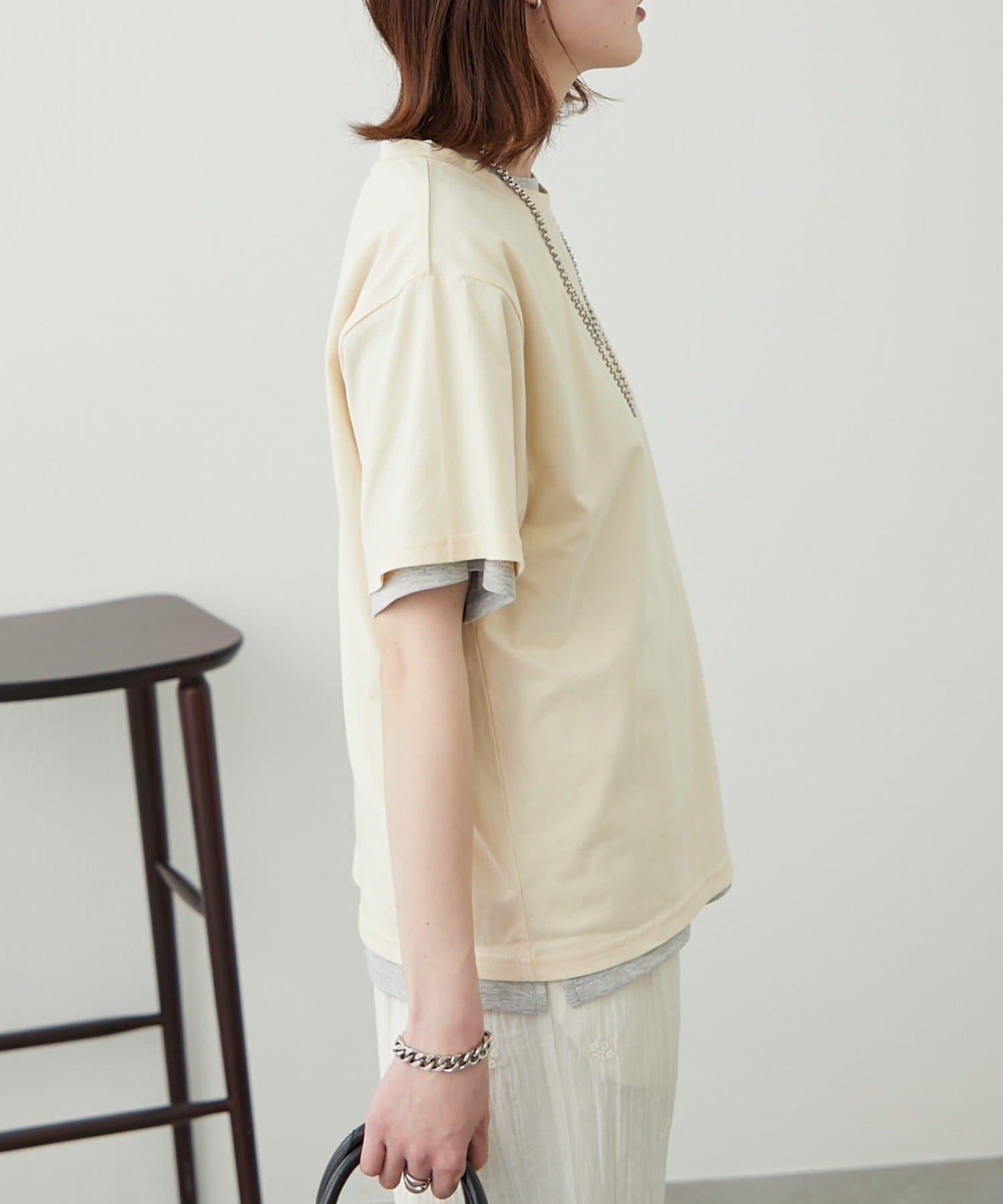 【柳樹】彩色疊層一點刺繡T恤