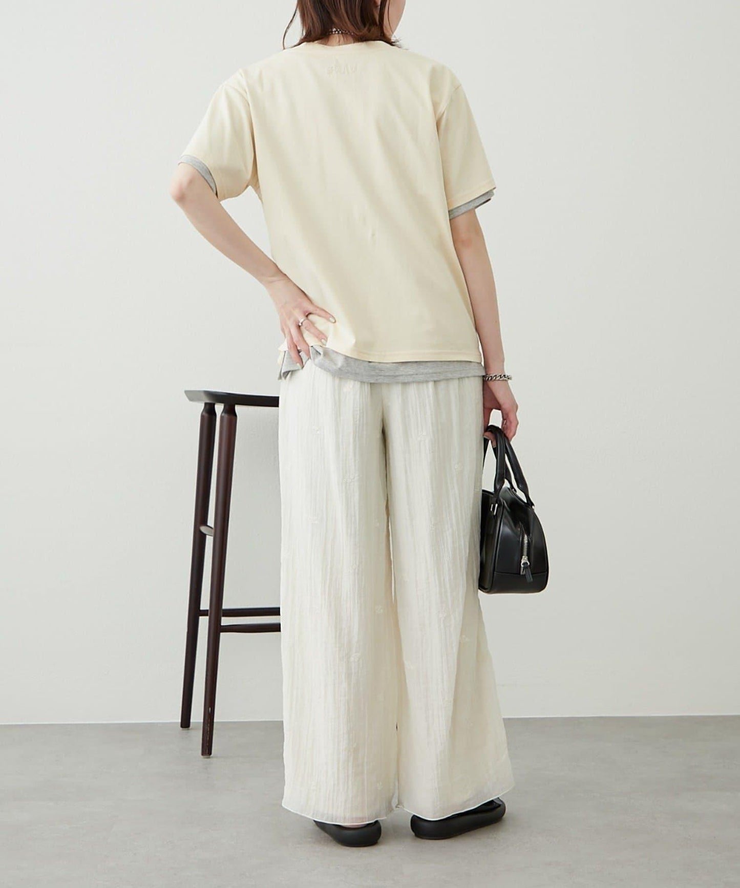 【柳樹】彩色疊層一點刺繡T恤