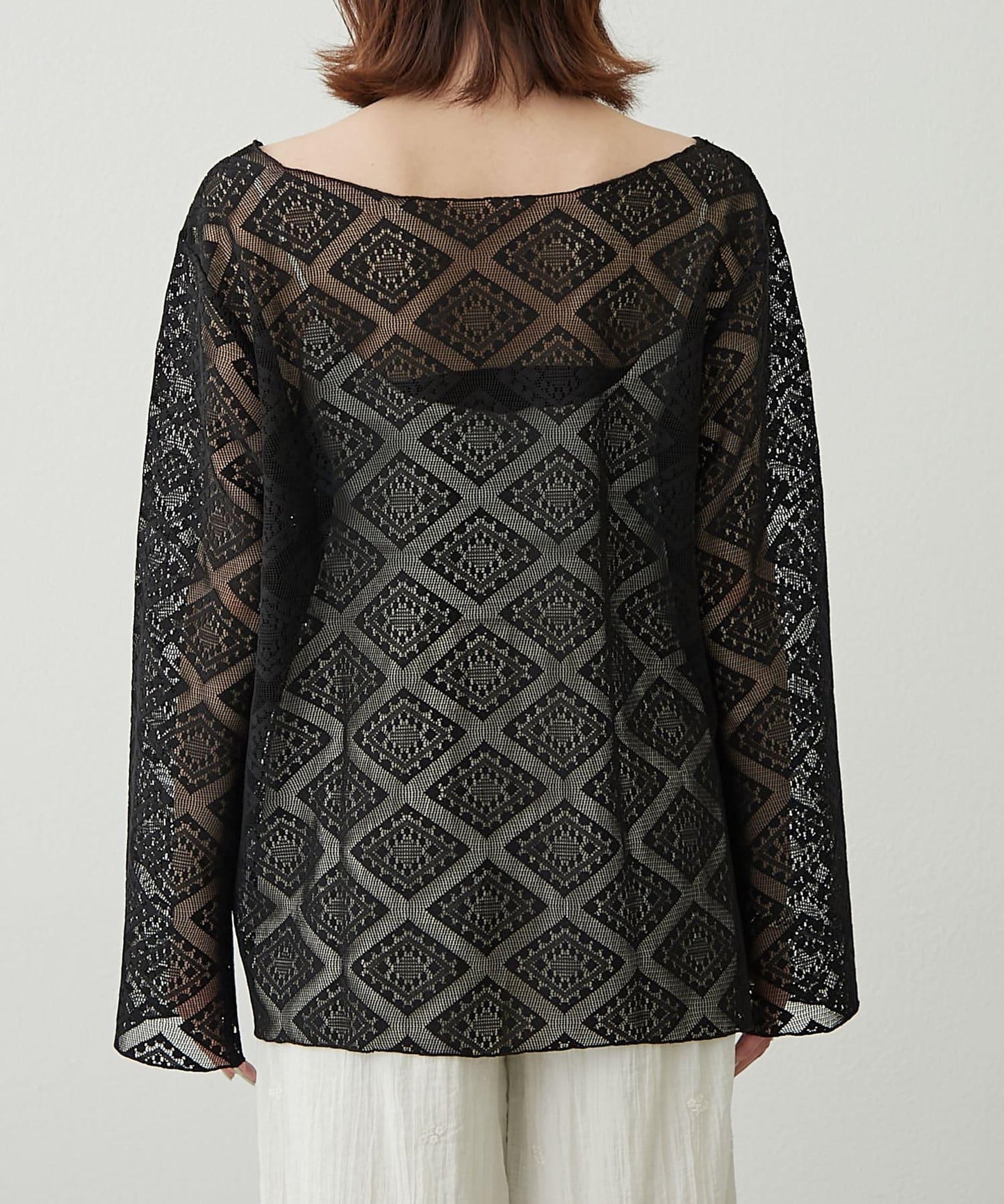 【柳樹】層疊蕾絲露背高領連衣裙