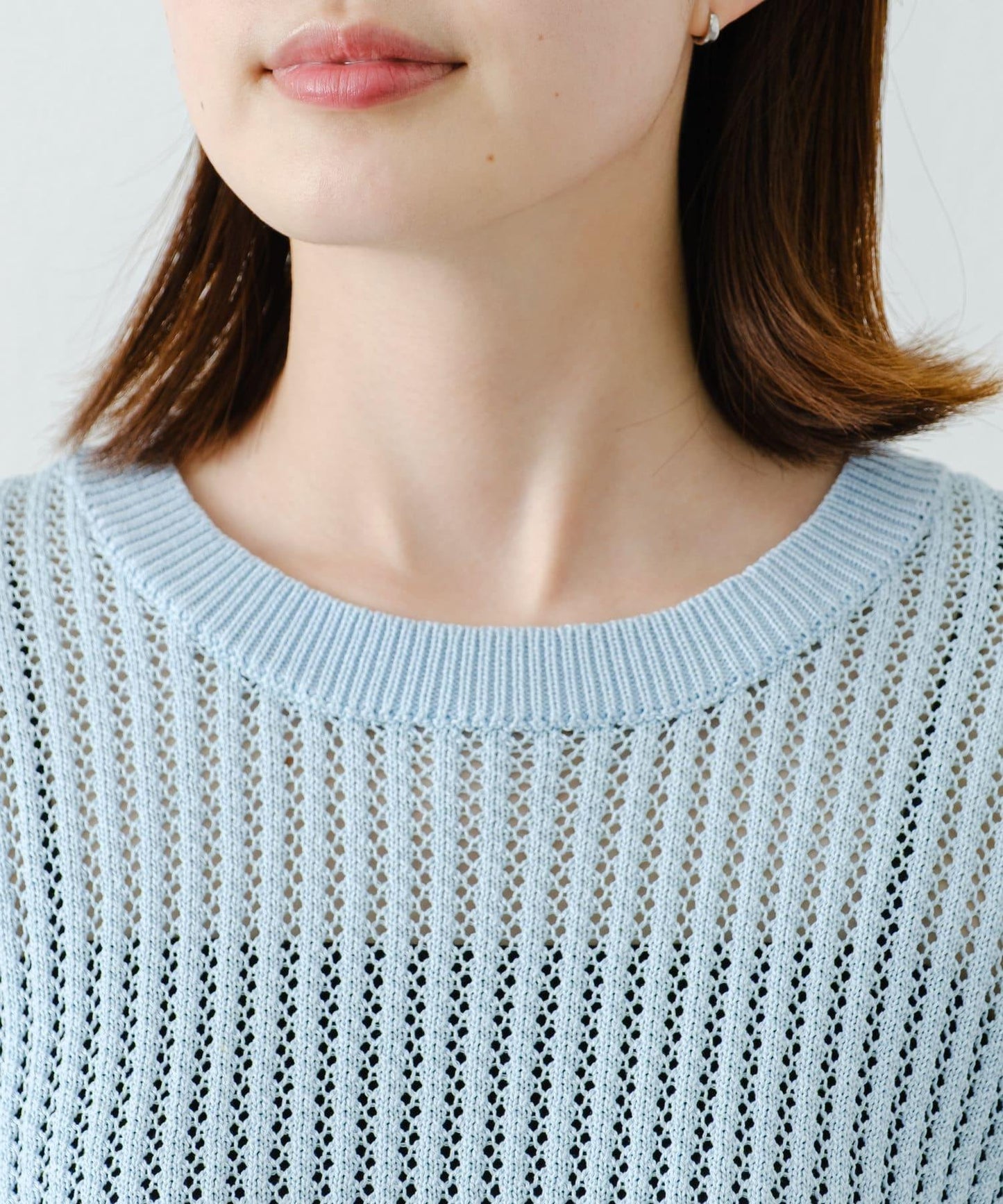 【柳樹】透孔編織緊身短袖針織衫