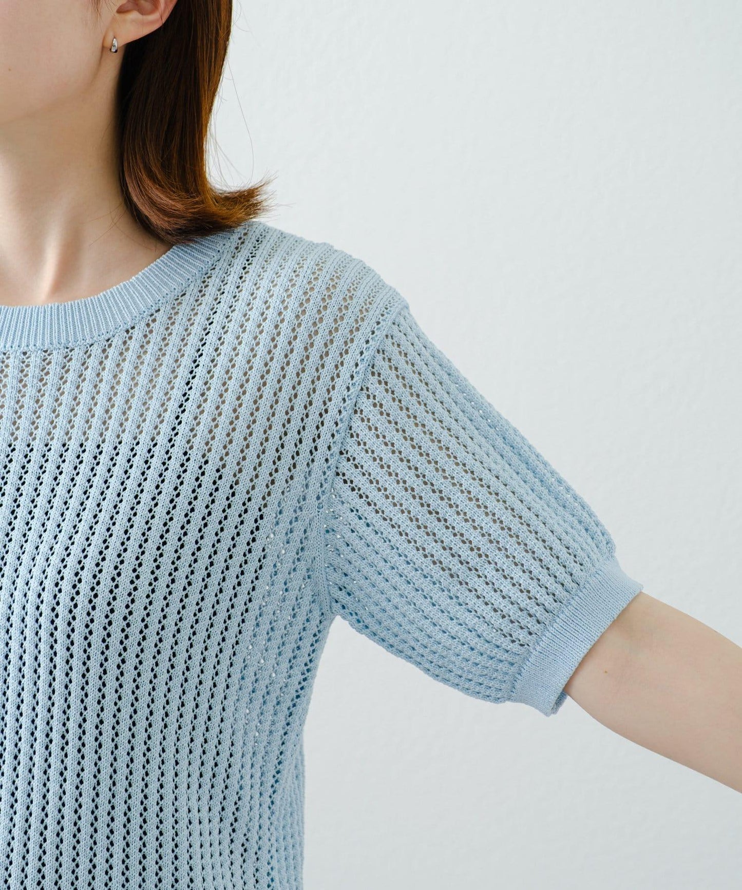 【柳樹】透孔編織緊身短袖針織衫