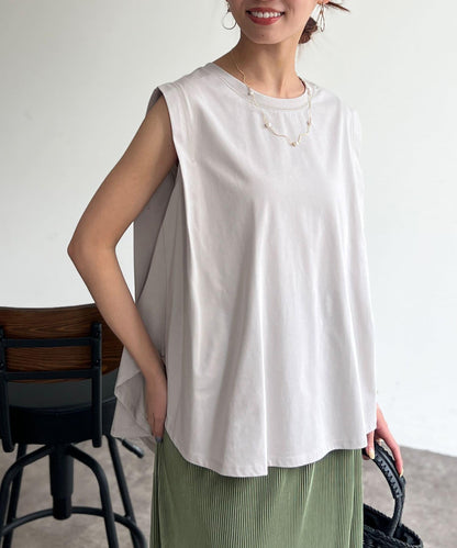 後背開叉無袖上衣