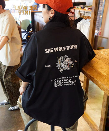 SHE WOLF DINER×FREAK'S STORE/海狼餐廳 寬鬆設計 刺繡 短袖 襯衫