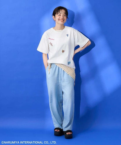 成美角色徽章T恤