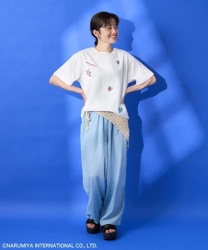 成美角色徽章T恤