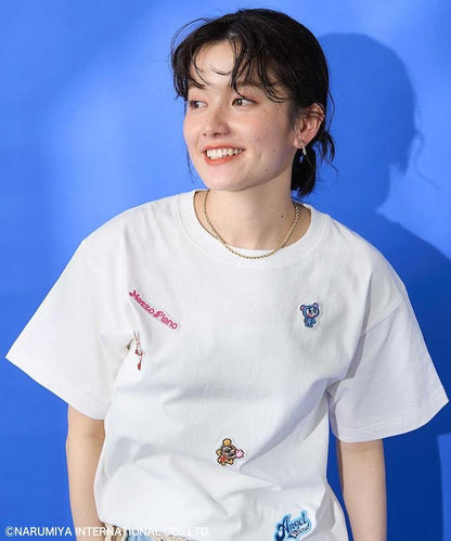 成美角色徽章T恤