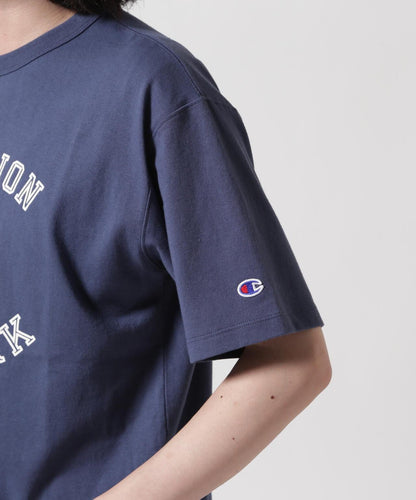 Champion 短袖 T 恤 C3-B329