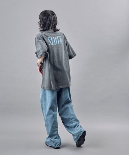 涅槃銀色顏料T恤