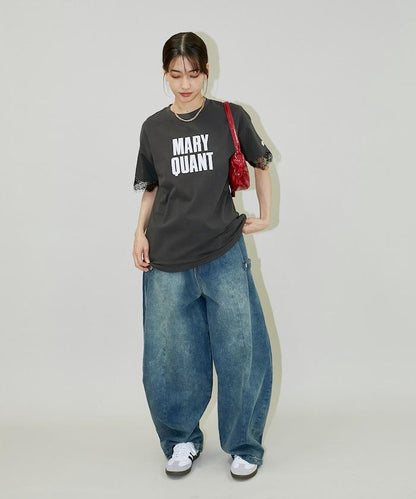 帶袖子蕾絲的絨布標誌T恤