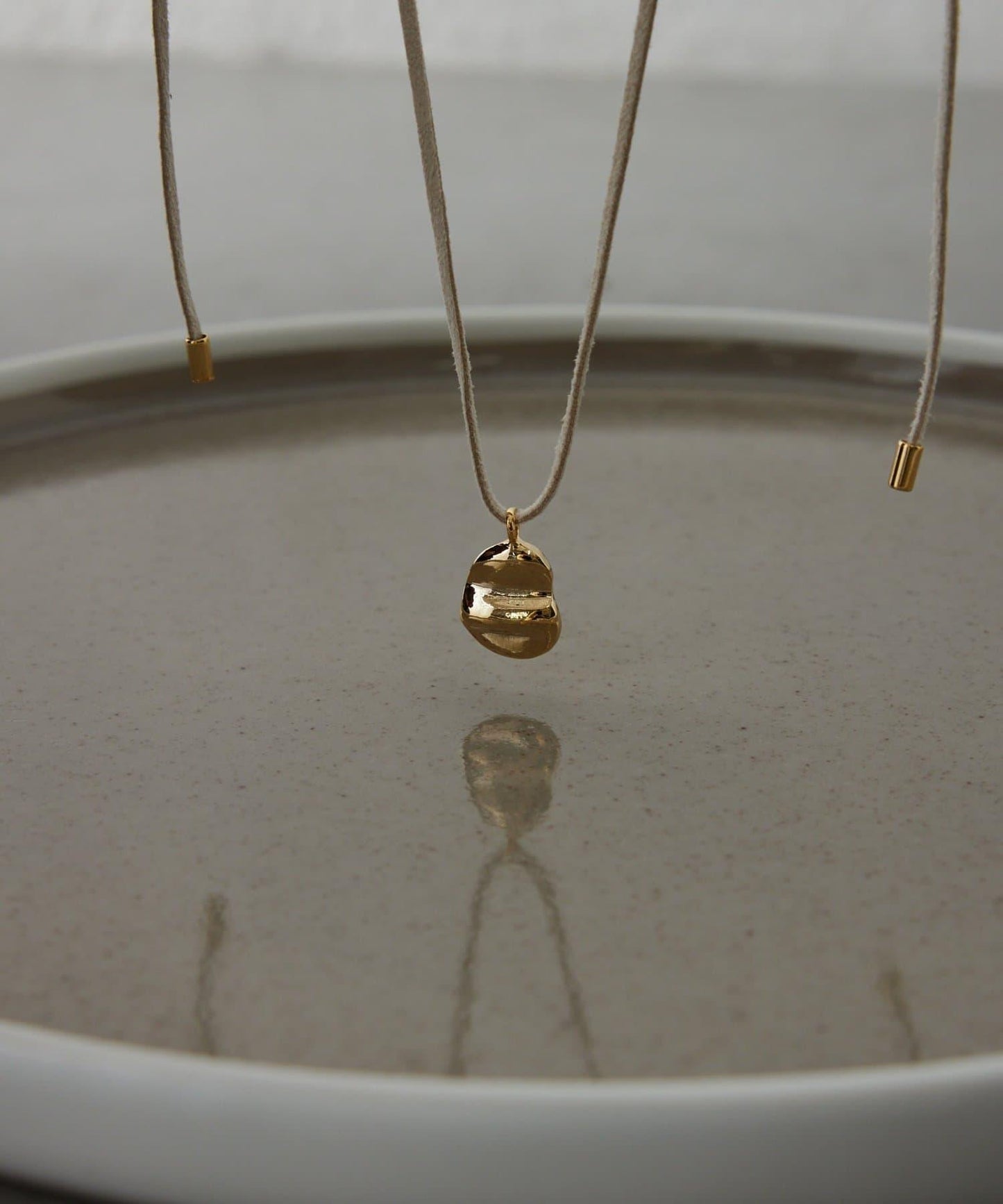 250587805