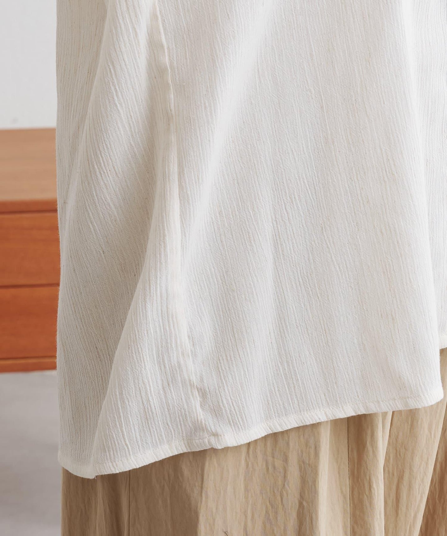 優雅露肩開衩襯衫