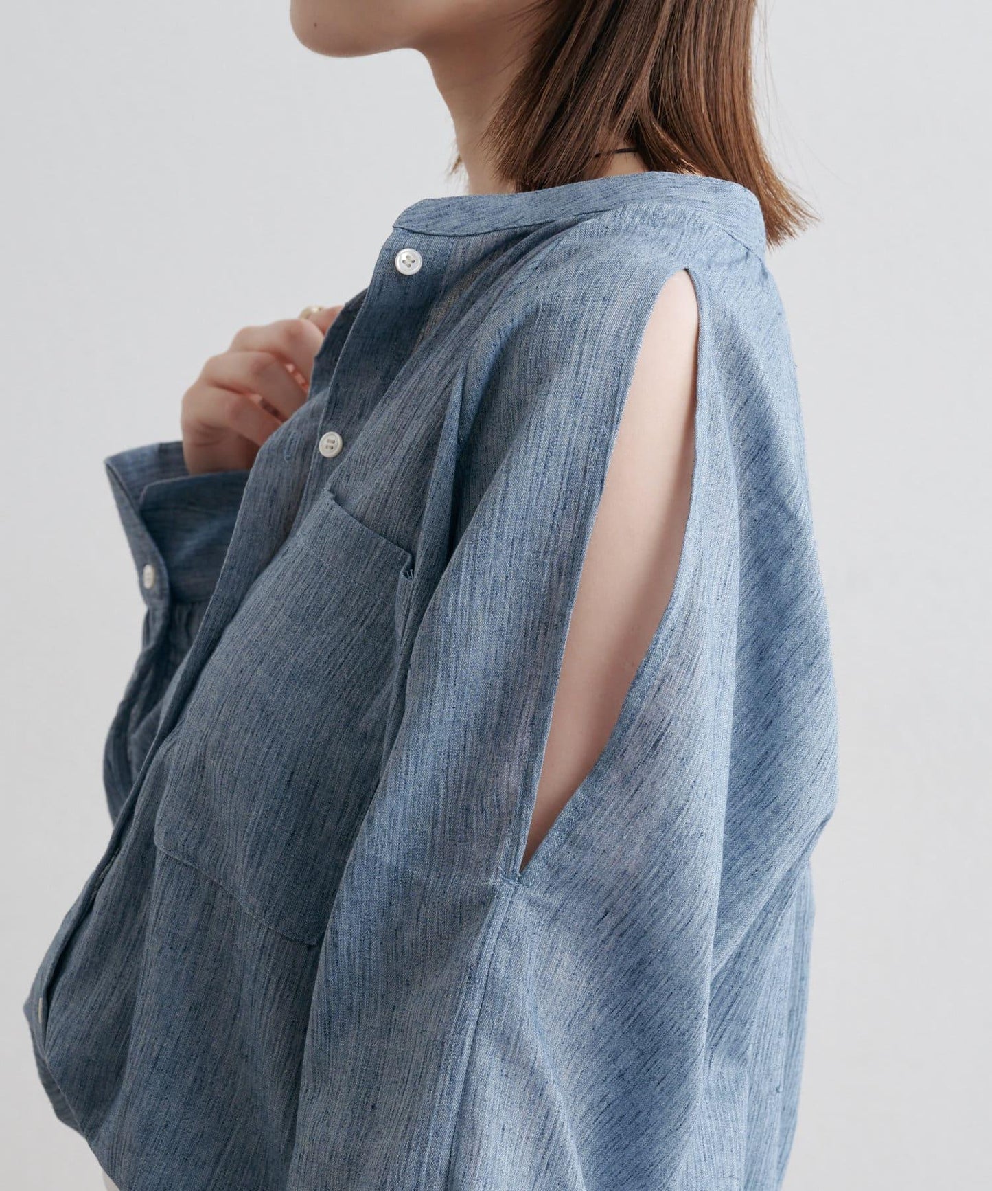 優雅露肩開衩襯衫