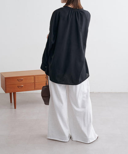 優雅露肩開衩襯衫