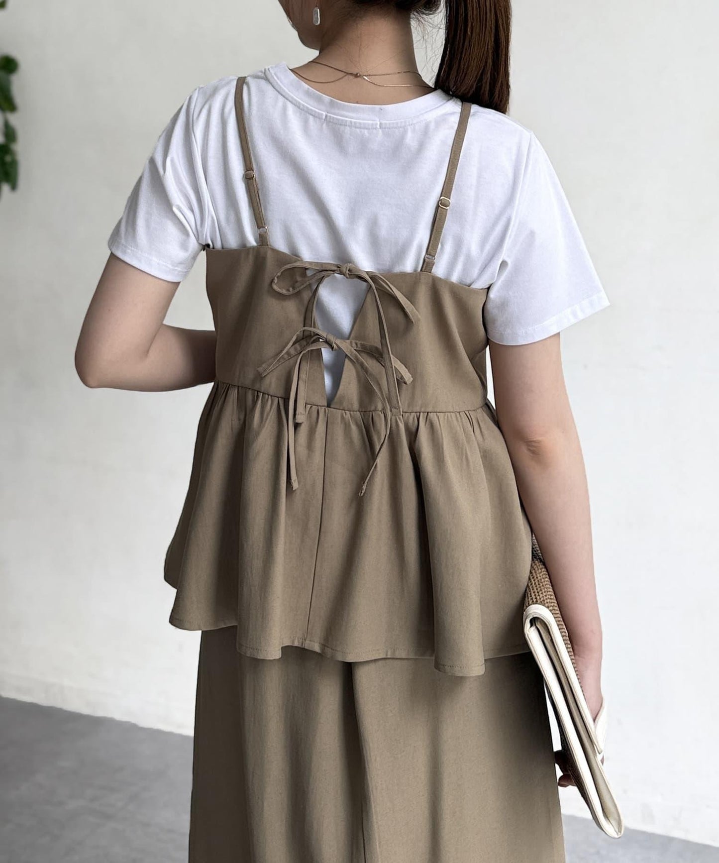 【搭配力出眾】【成熟可愛體型修飾】吊帶連衣裙×緊身裙