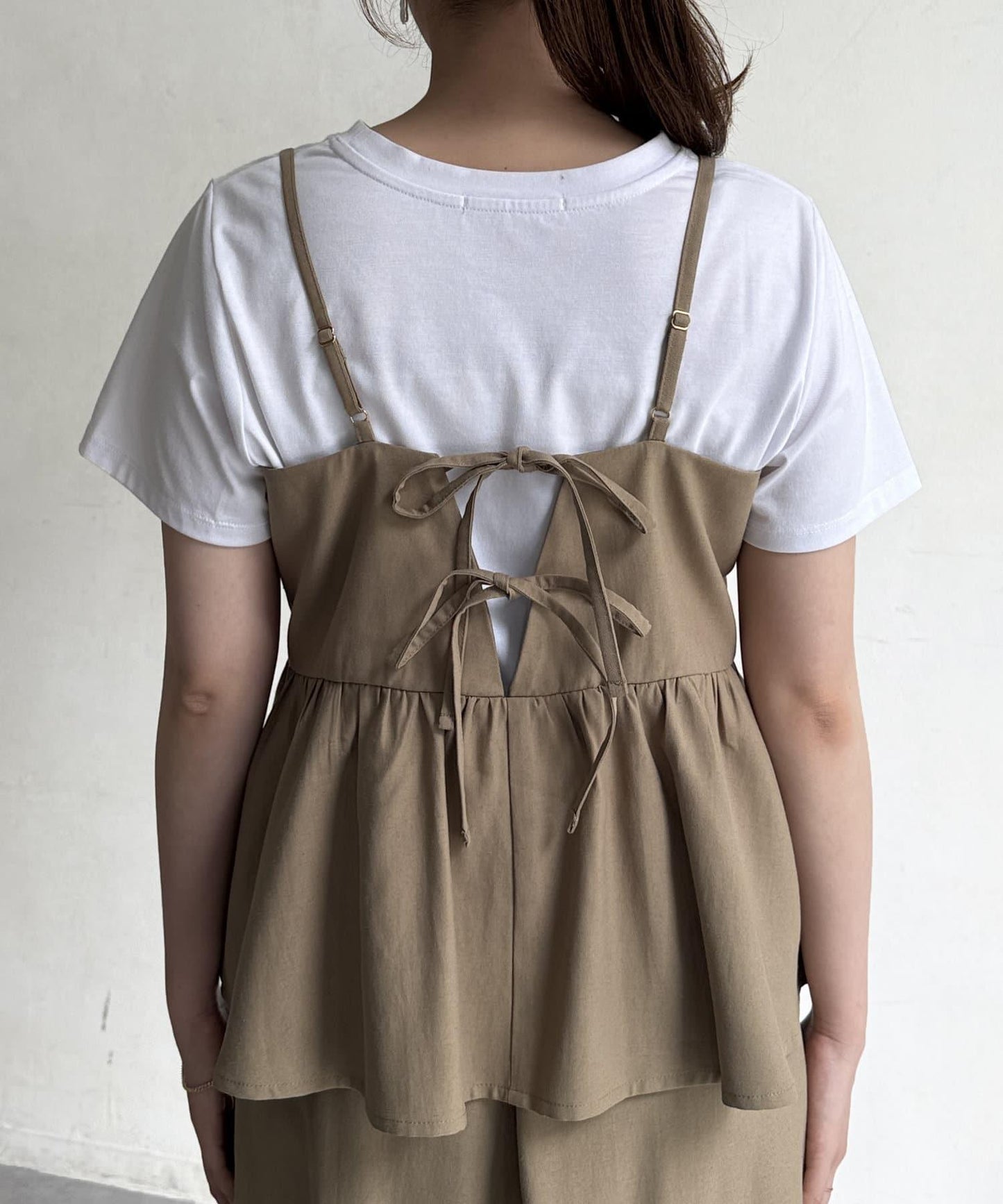 【搭配力出眾】【成熟可愛體型修飾】吊帶連衣裙×緊身裙