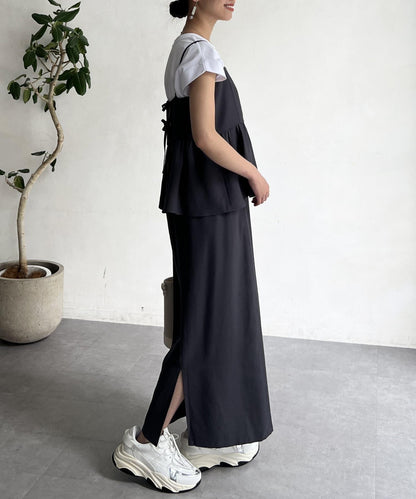 【搭配力出眾】【成熟可愛體型修飾】吊帶連衣裙×緊身裙