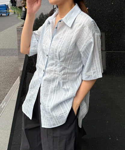 背開衩條紋襯衫