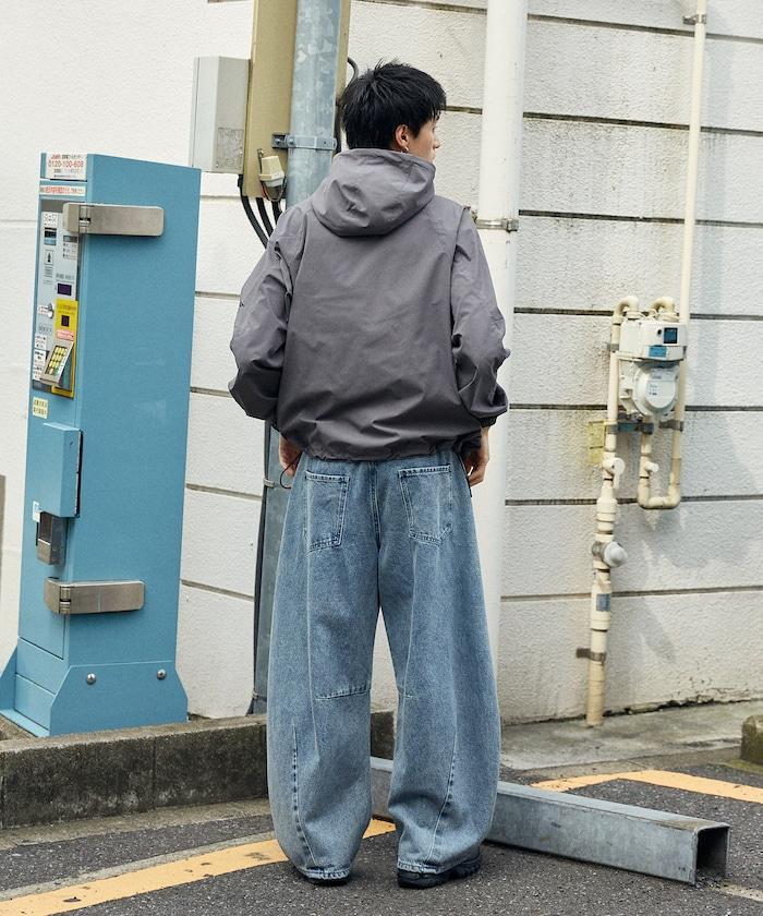 聯名**安博羅**尼龍連帽夾克