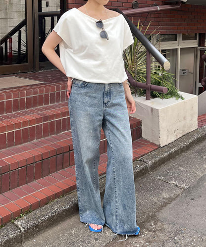 《健康肌露膚》法式短袖露肩衛衣
