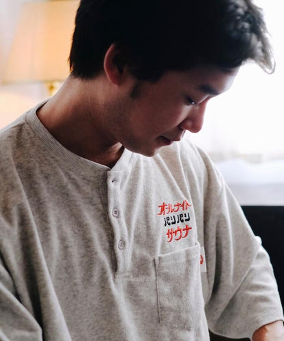 聯名 全夜間桑拿 精緻抓絨套裝 帶揹包