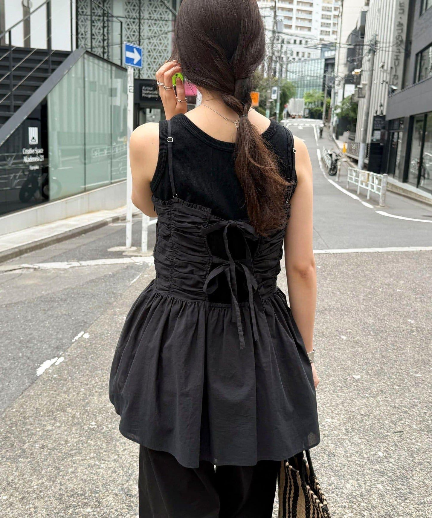 打褶吊帶背心背心