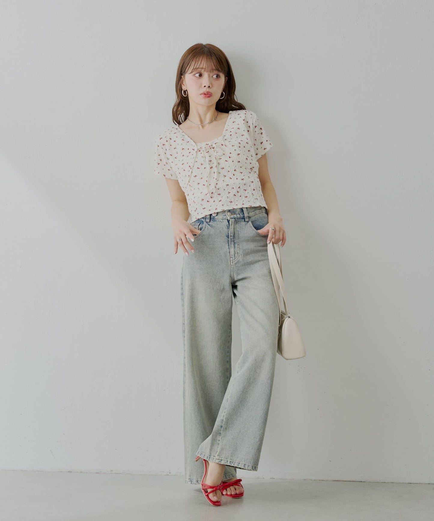 【套裝商品】花朵短外套+背心套裝