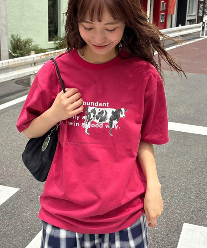 【男女通用】牛圖案T恤