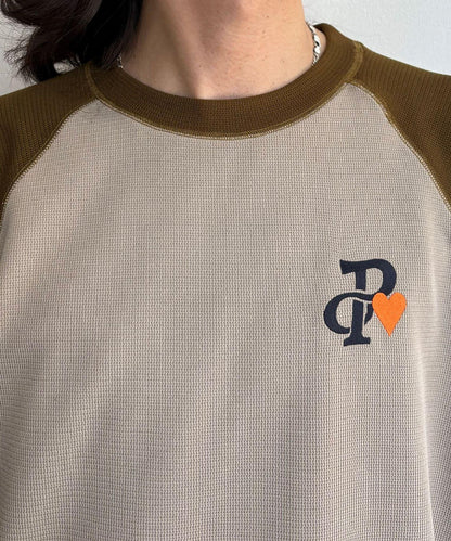 一點刺繡拉鍊拉桿圓領保暖短袖T恤