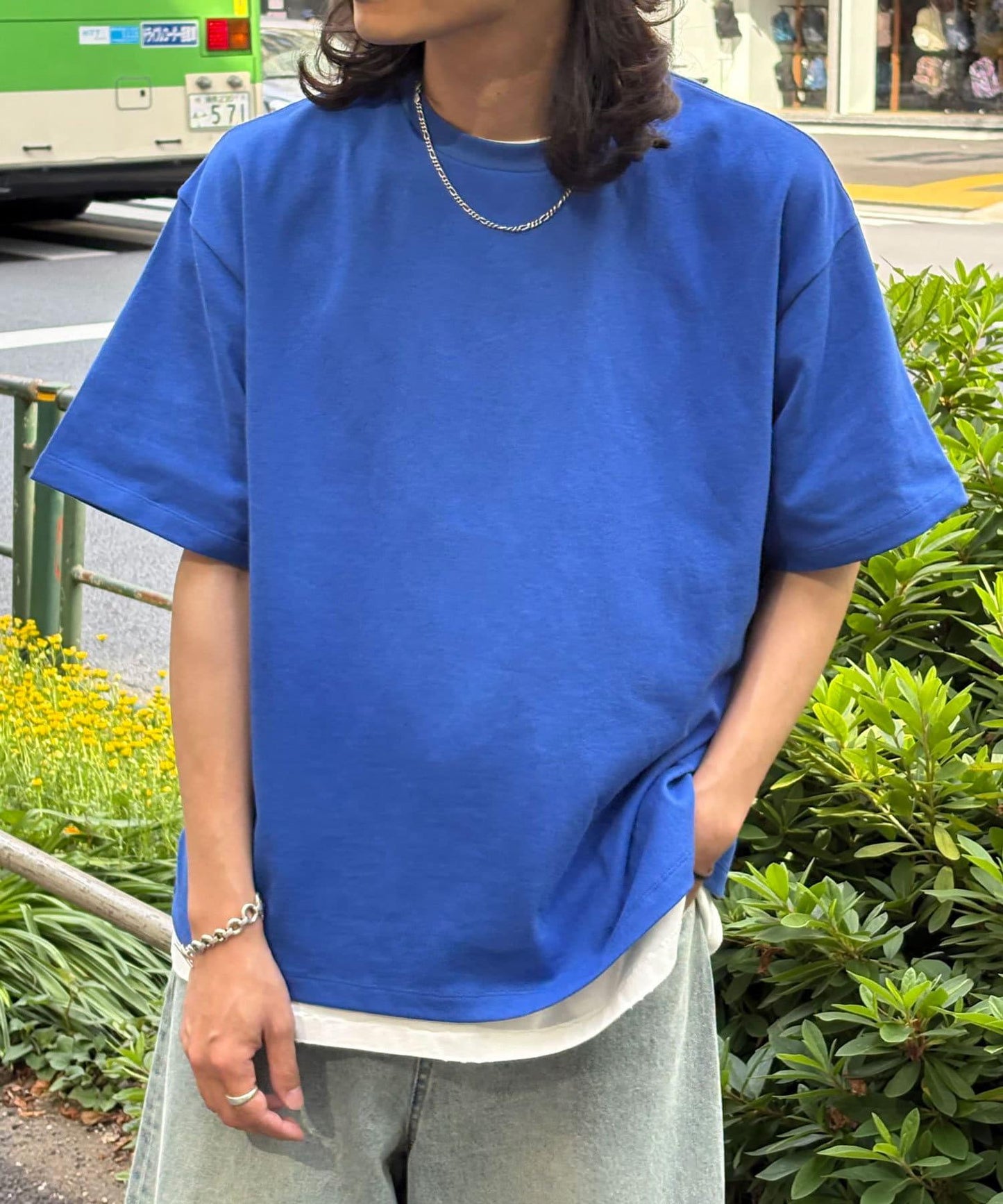 重量箱型剪影T恤
