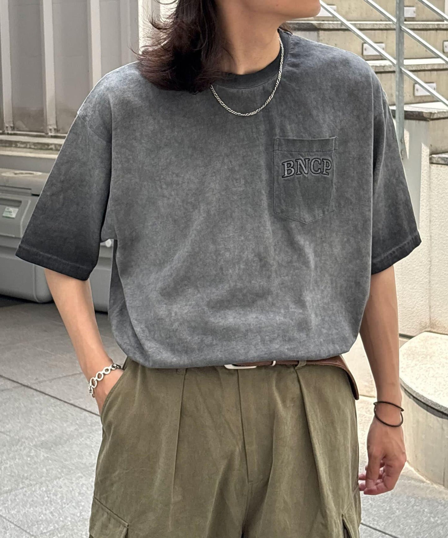 超級淡彩刺繡T恤