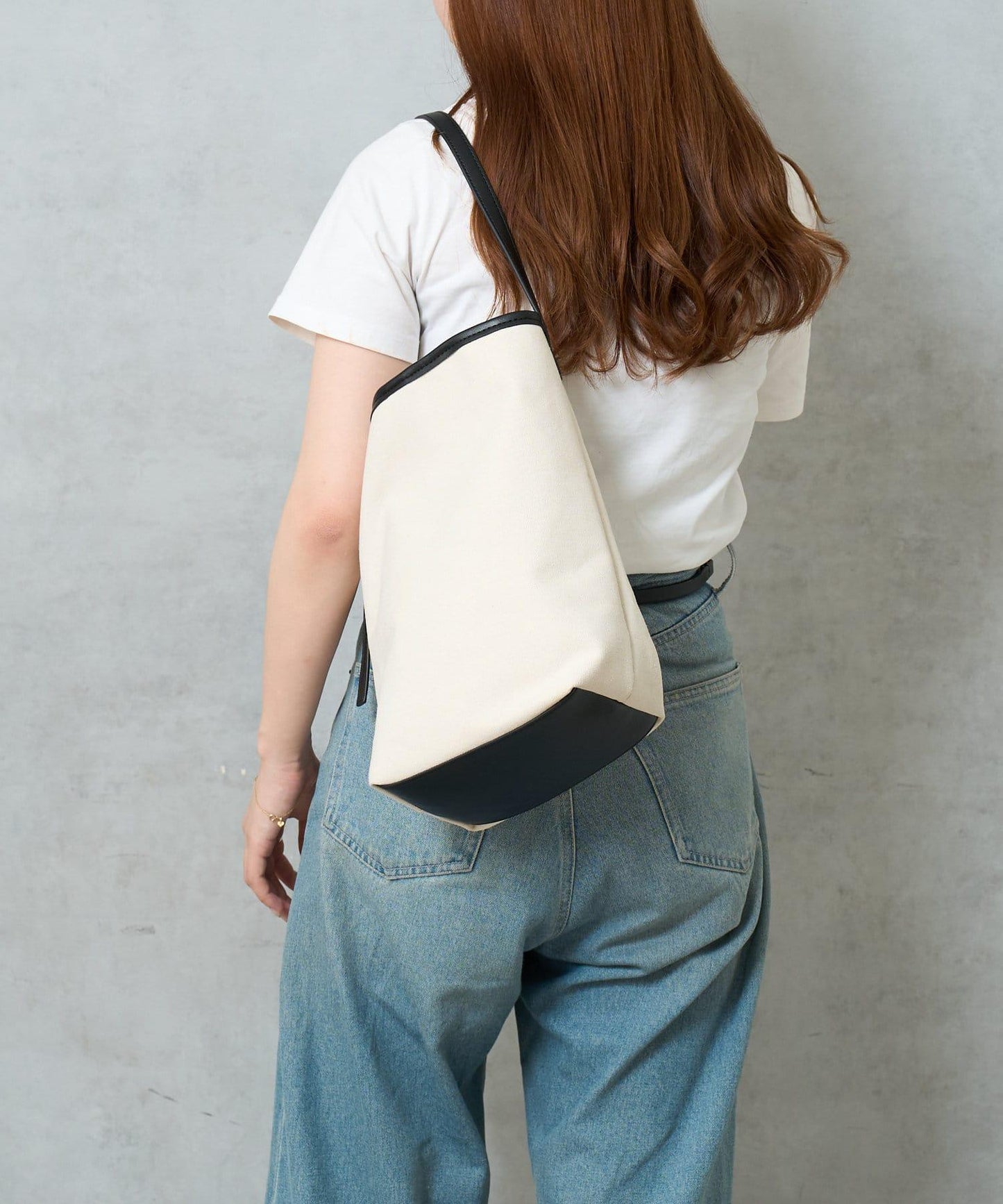 帆布桶型手提包