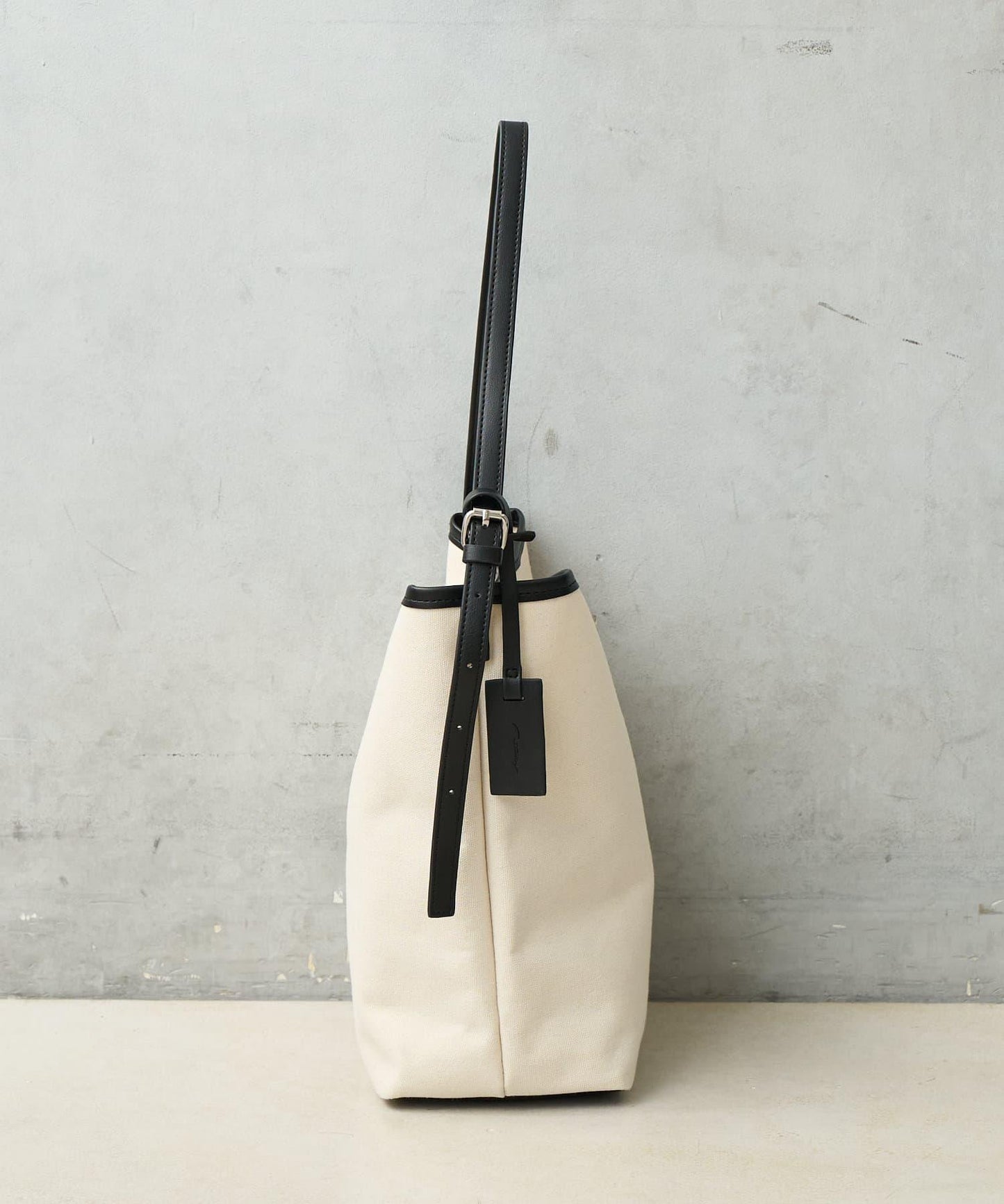 帆布桶型手提包