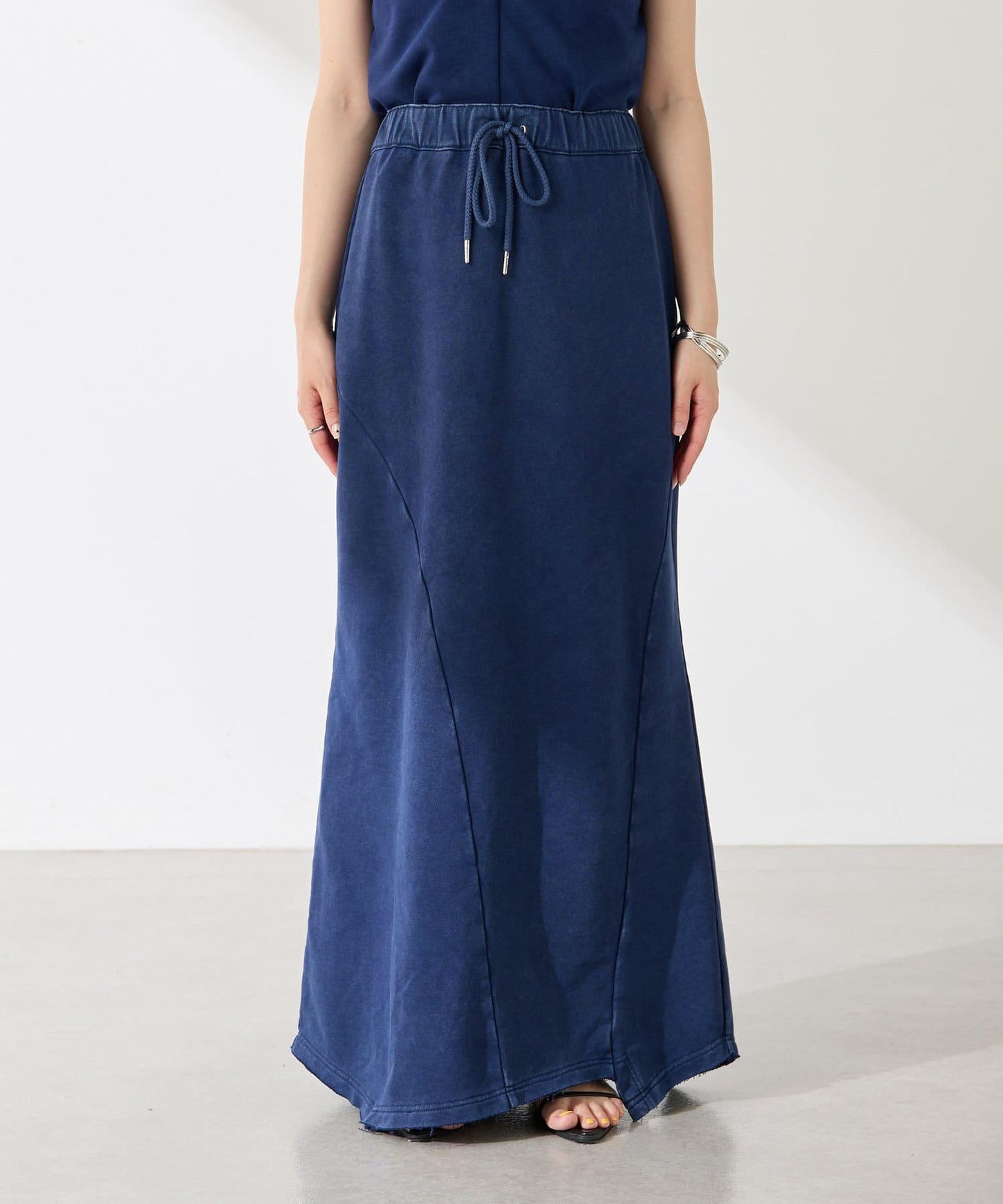 【減肥效果】Q.anos 魚鱗拼接裙