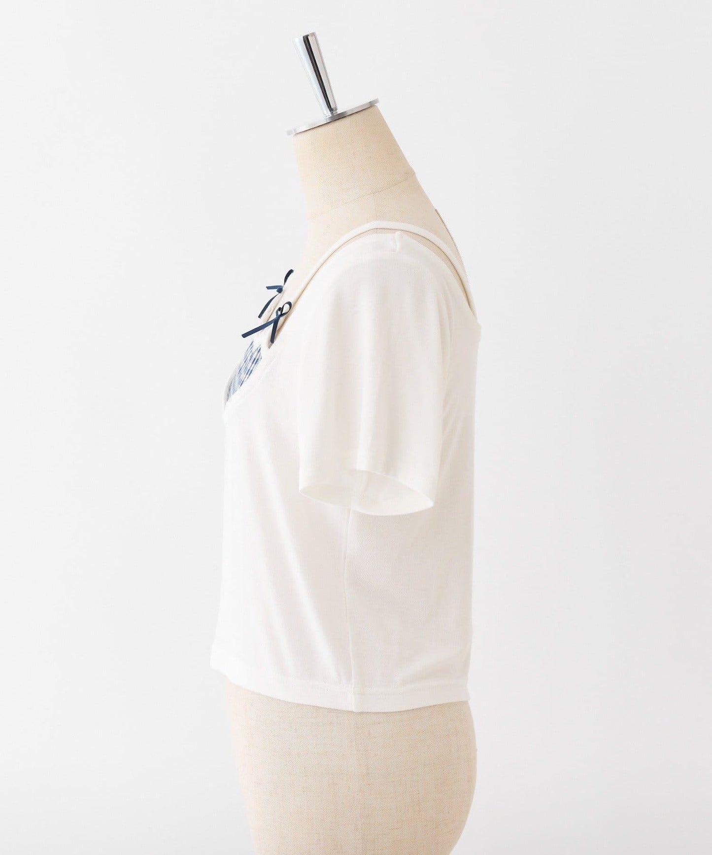 【一件接一件】層疊風帶蝴蝶結上衣