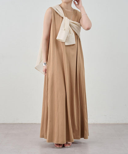 荷葉邊N/S連衣裙