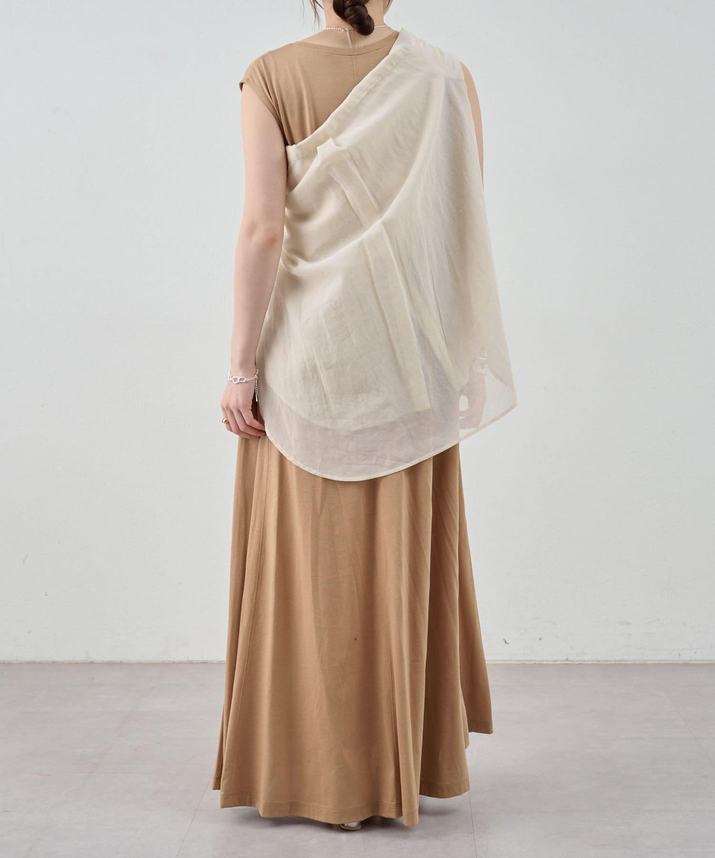 荷葉邊N/S連衣裙