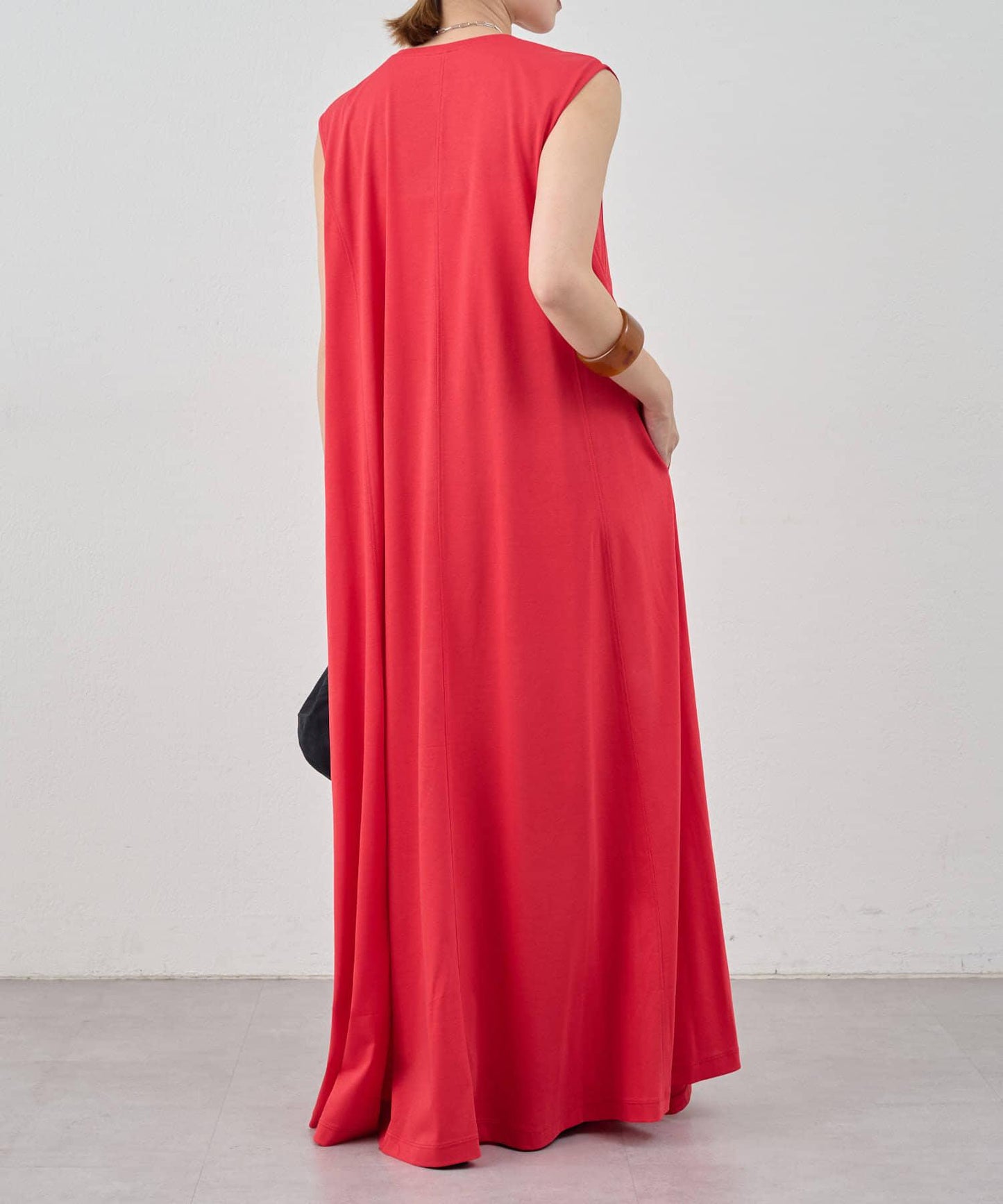 荷葉邊N/S連衣裙