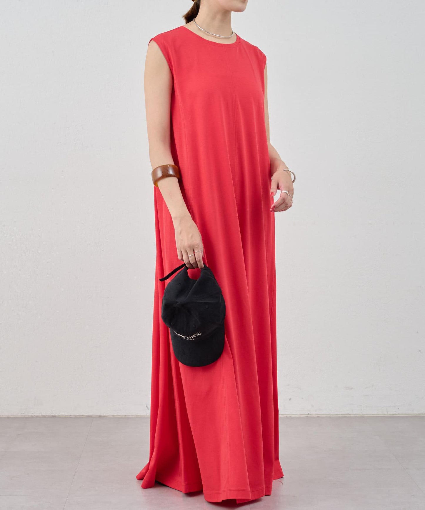 荷葉邊N/S連衣裙