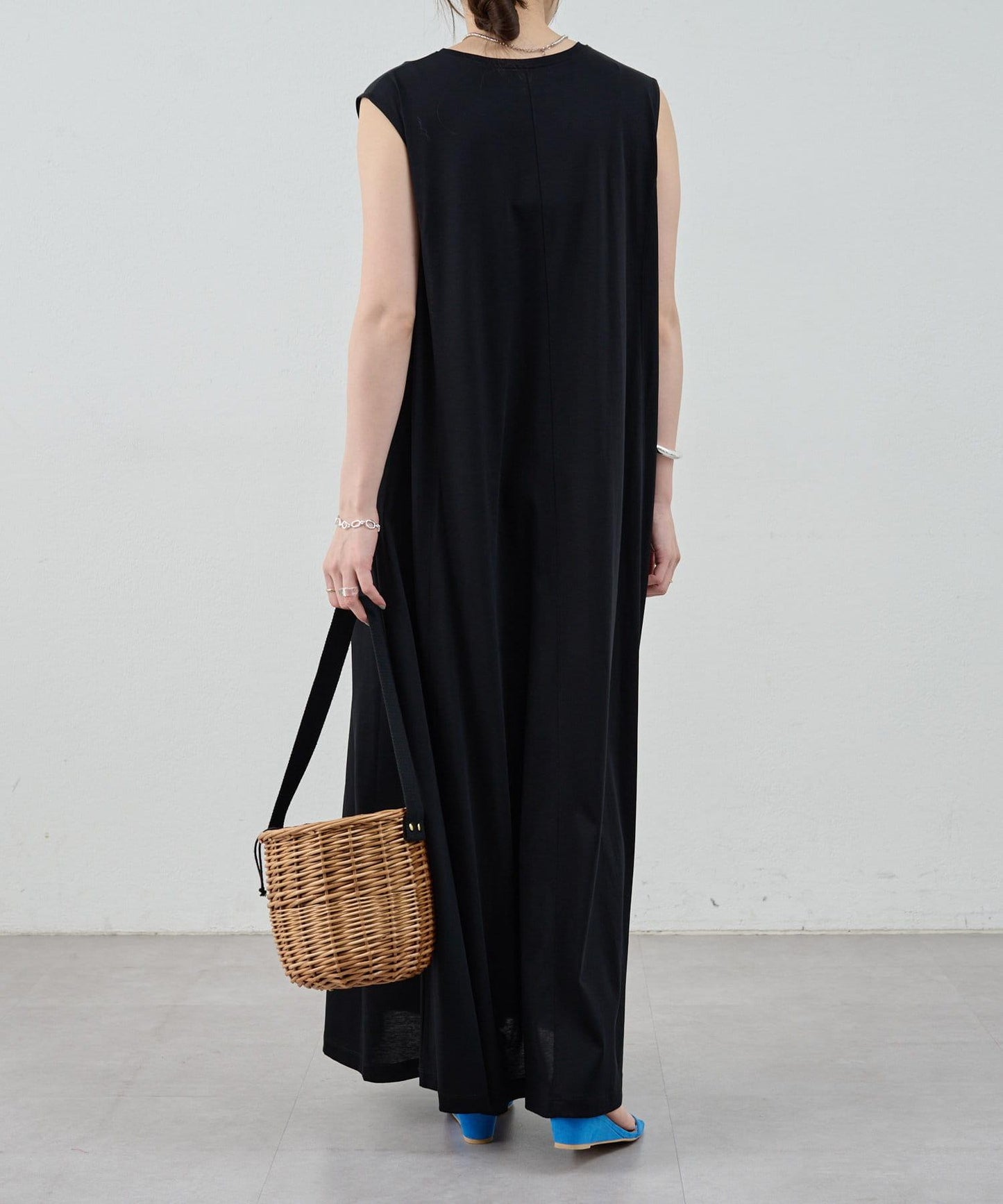 荷葉邊N/S連衣裙