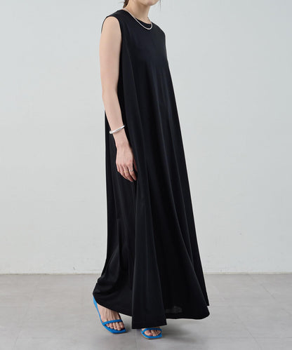 荷葉邊N/S連衣裙