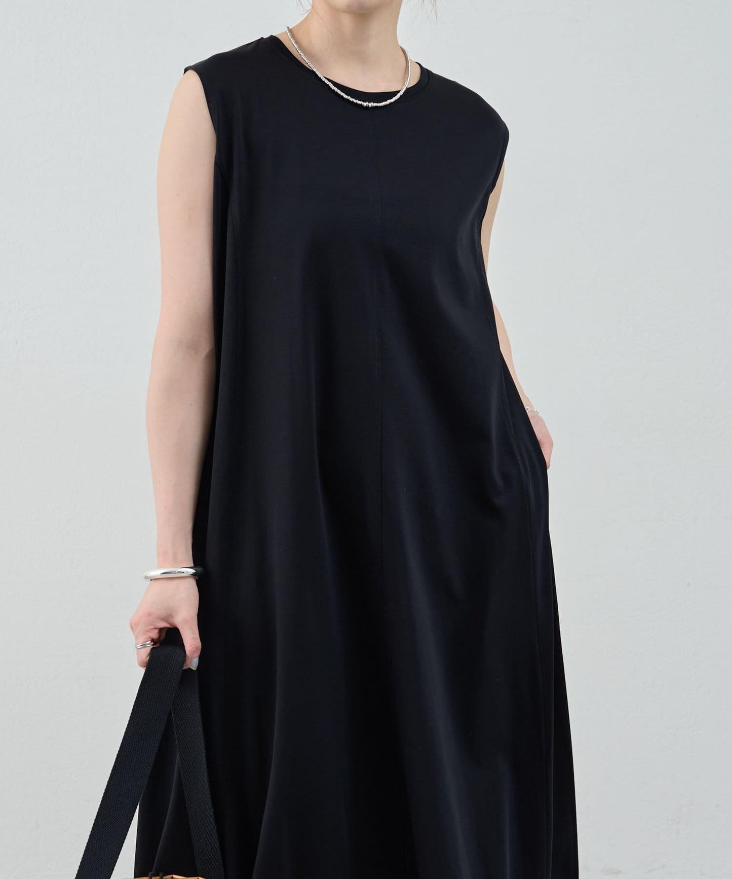 荷葉邊N/S連衣裙