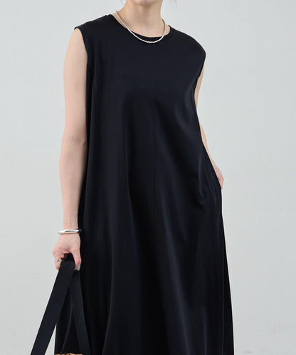 荷葉邊N/S連衣裙