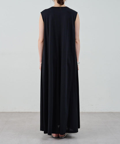 荷葉邊N/S連衣裙